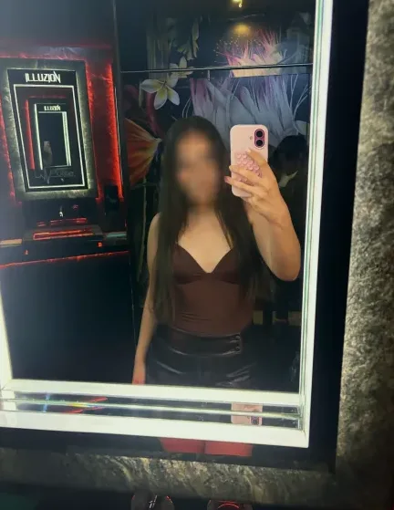 Brenda, 18 años